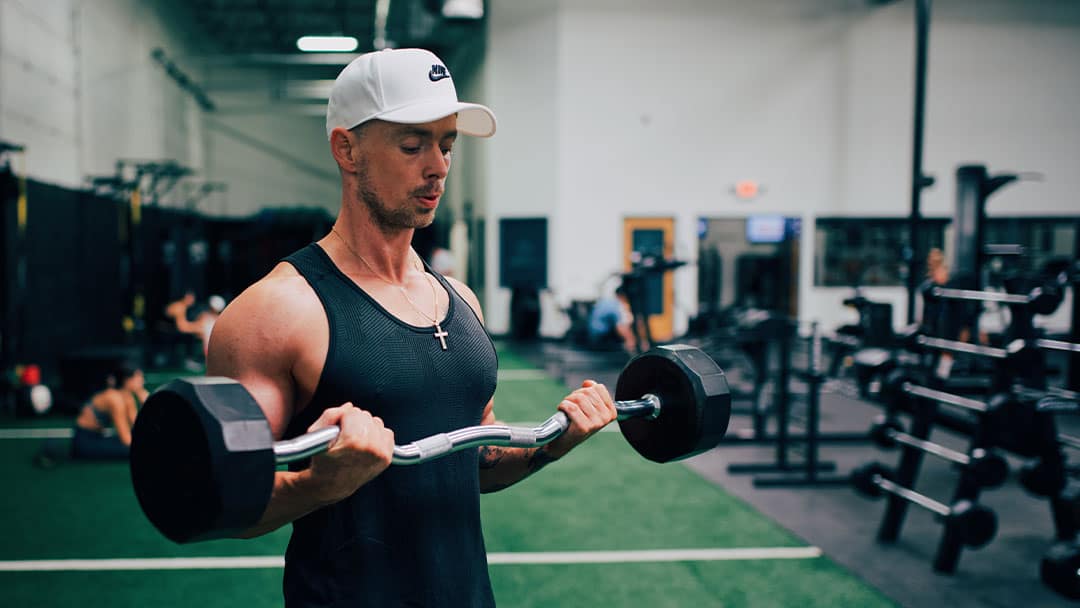 Can’t Straighten Your Arms After a Workout? Here’s What to Do